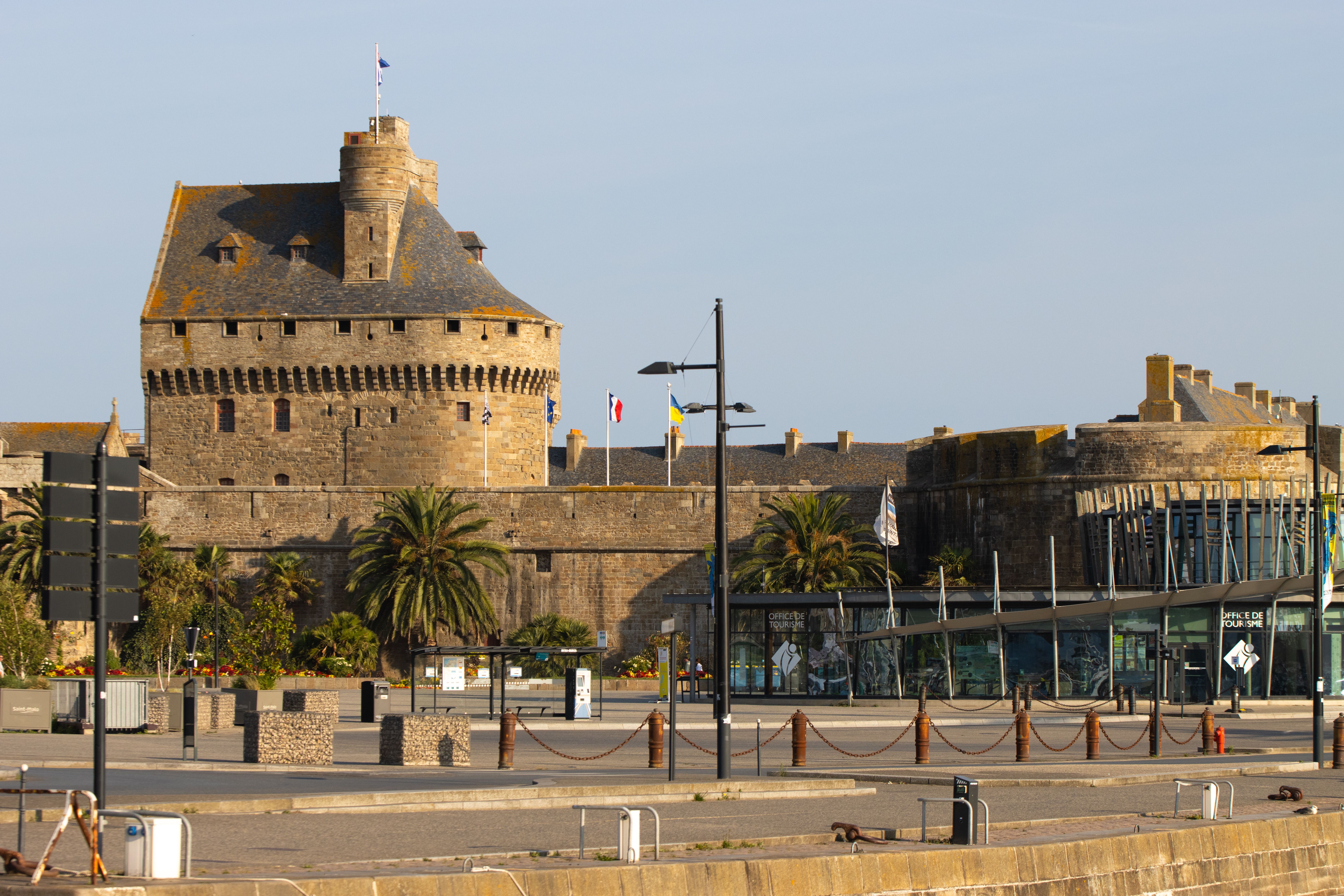 Landmarks in Saint Nazaire