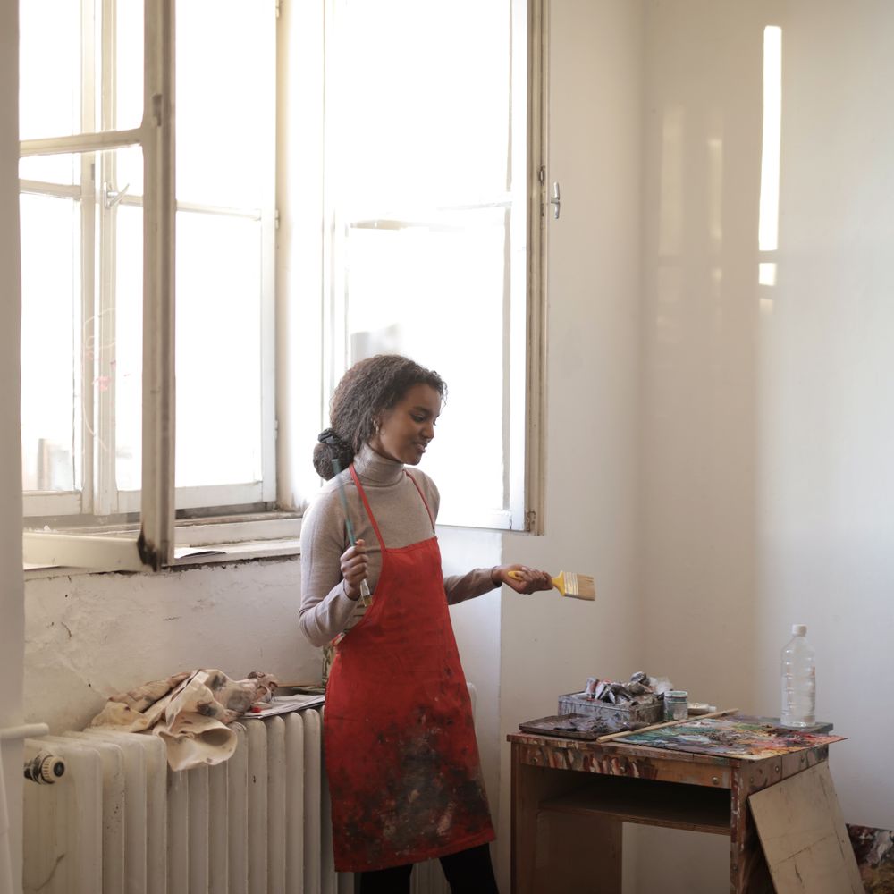 Painters and Decorators in Croydon — surfaces prepped and cut in by hand