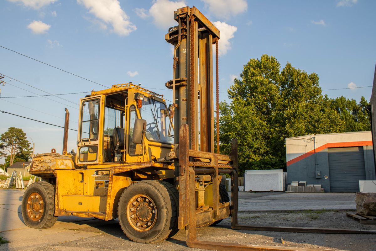 DX-90DT Forklift, heavy yellow yard forklift