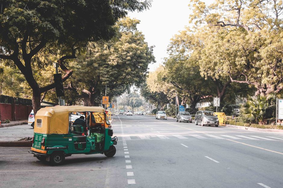 Delhi Sanitation Worker Fatally Stabbed; Colleagues Protest for Justice