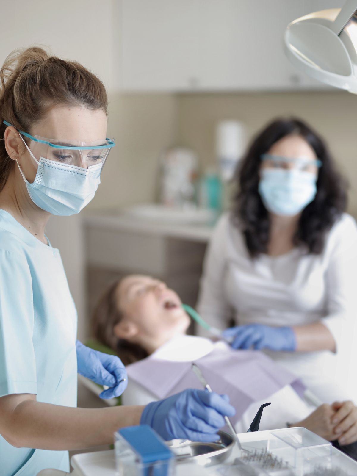 Atención odontológica en consulta (imagen ilustrativa)