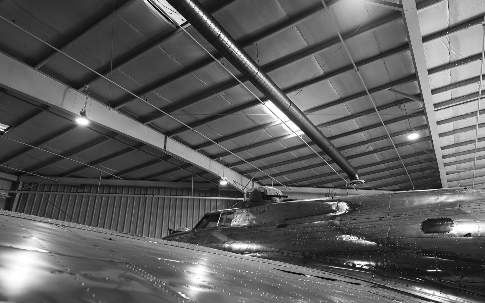Private aviation chauffeur transfers at London Biggin Hill Airport