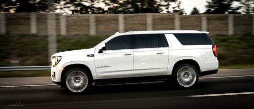Free stock photo of 24 inch wheels, 24s, black car service Stock Photo