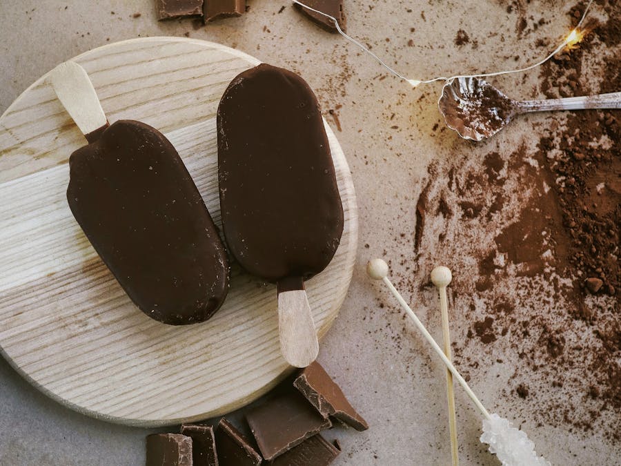 What does cacao do to the brain?