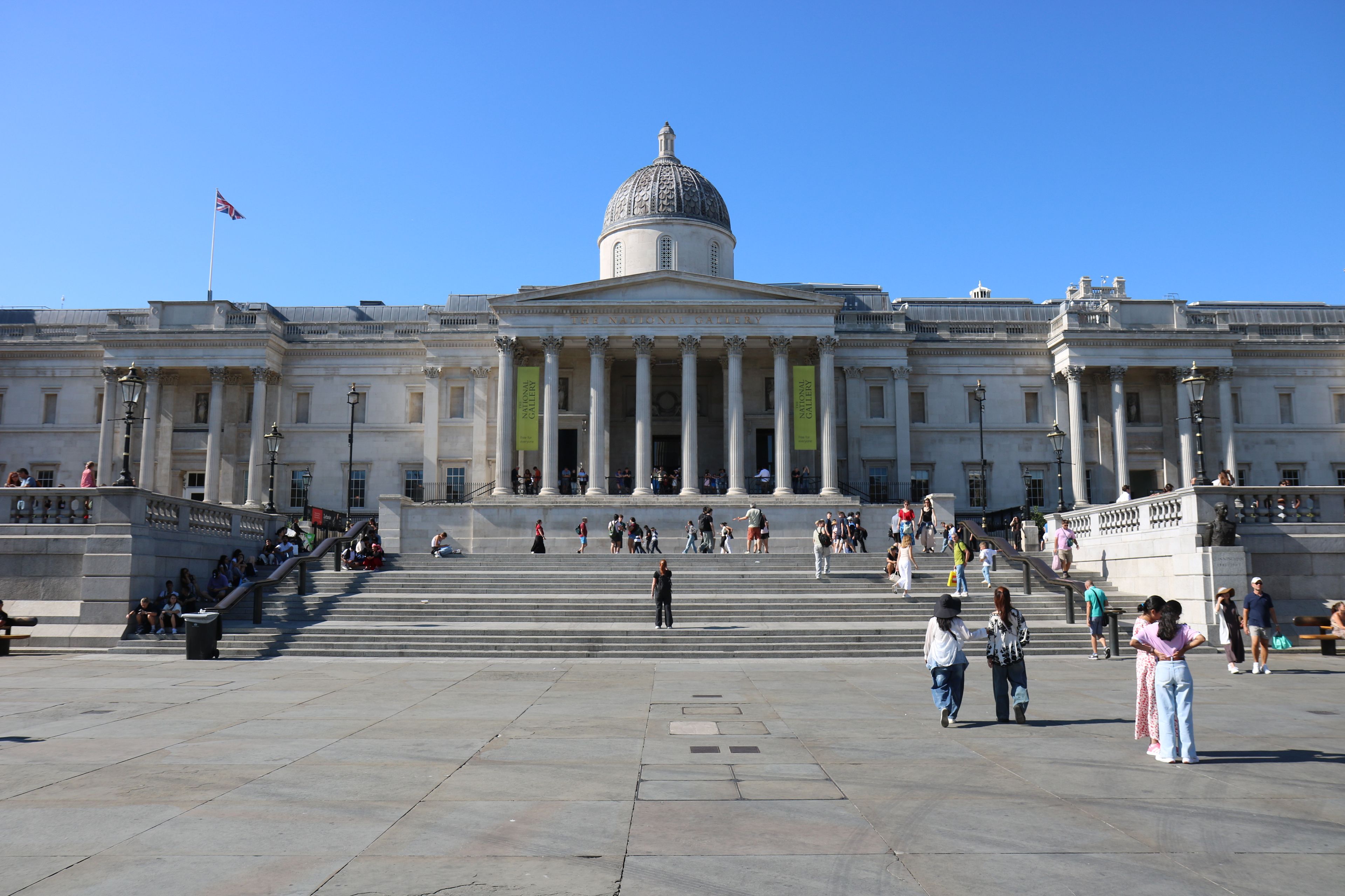 Cambridge — luxury chauffeur travel