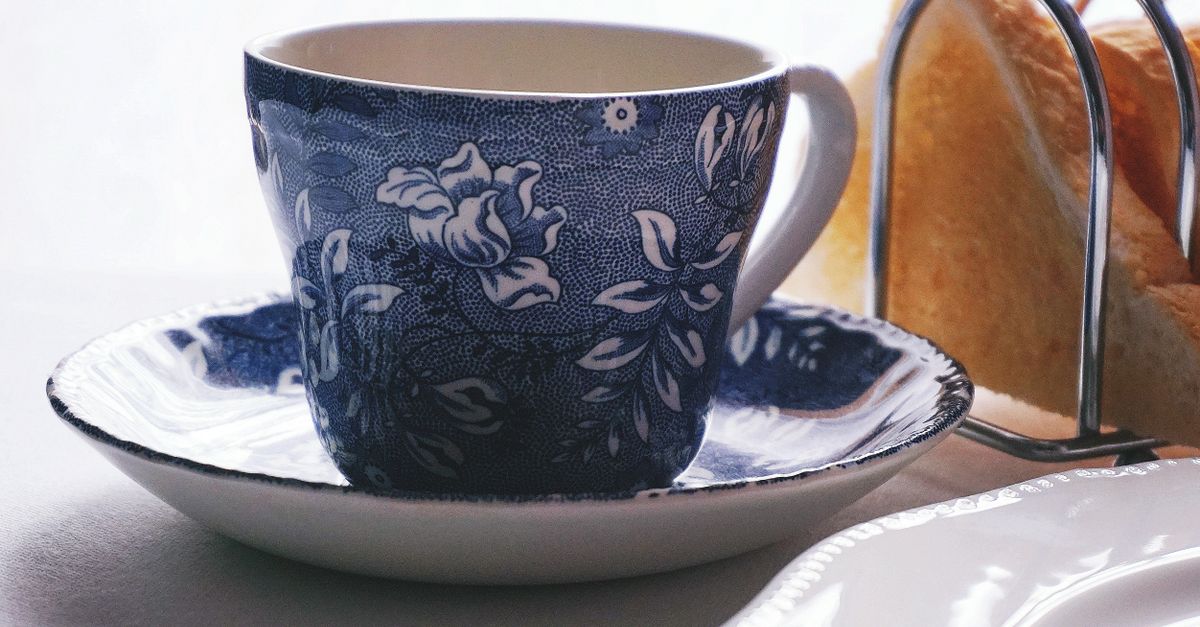 Royal Copenhagen Blå Mega Riflet: Ikonisk borddækning hos Kitchen Deluxe