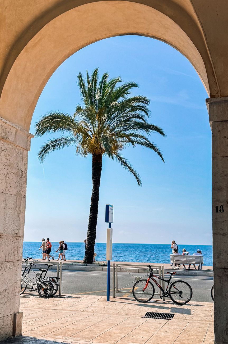 Ayuda para comprar una bici en Niza (Francia) en 2026: ninguna prima local, cómo pagar menos igualmente