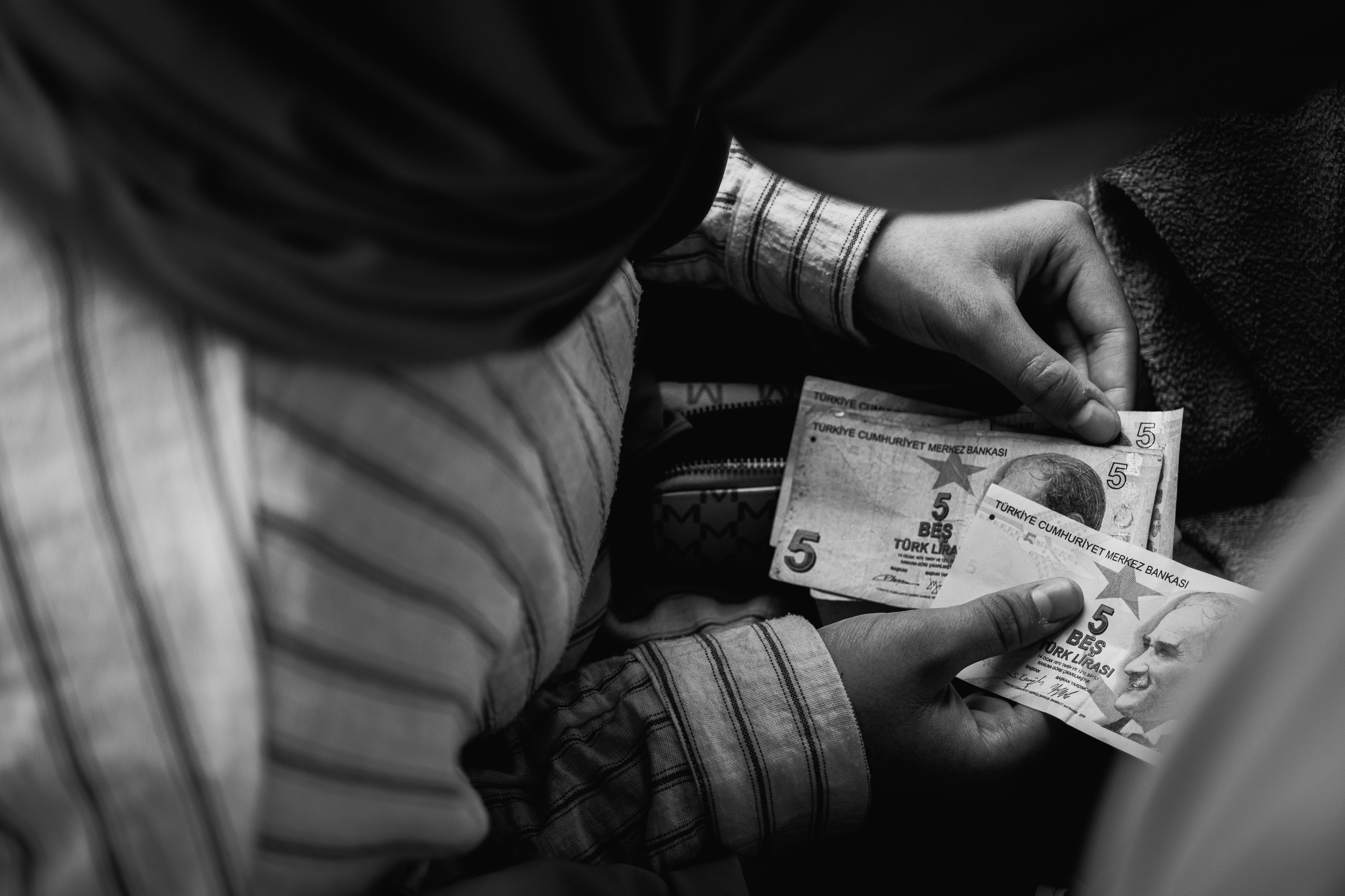 Ibovespa em 5ª baixa consecutiva: O que o fluxo de capital revela sobre o risco atual