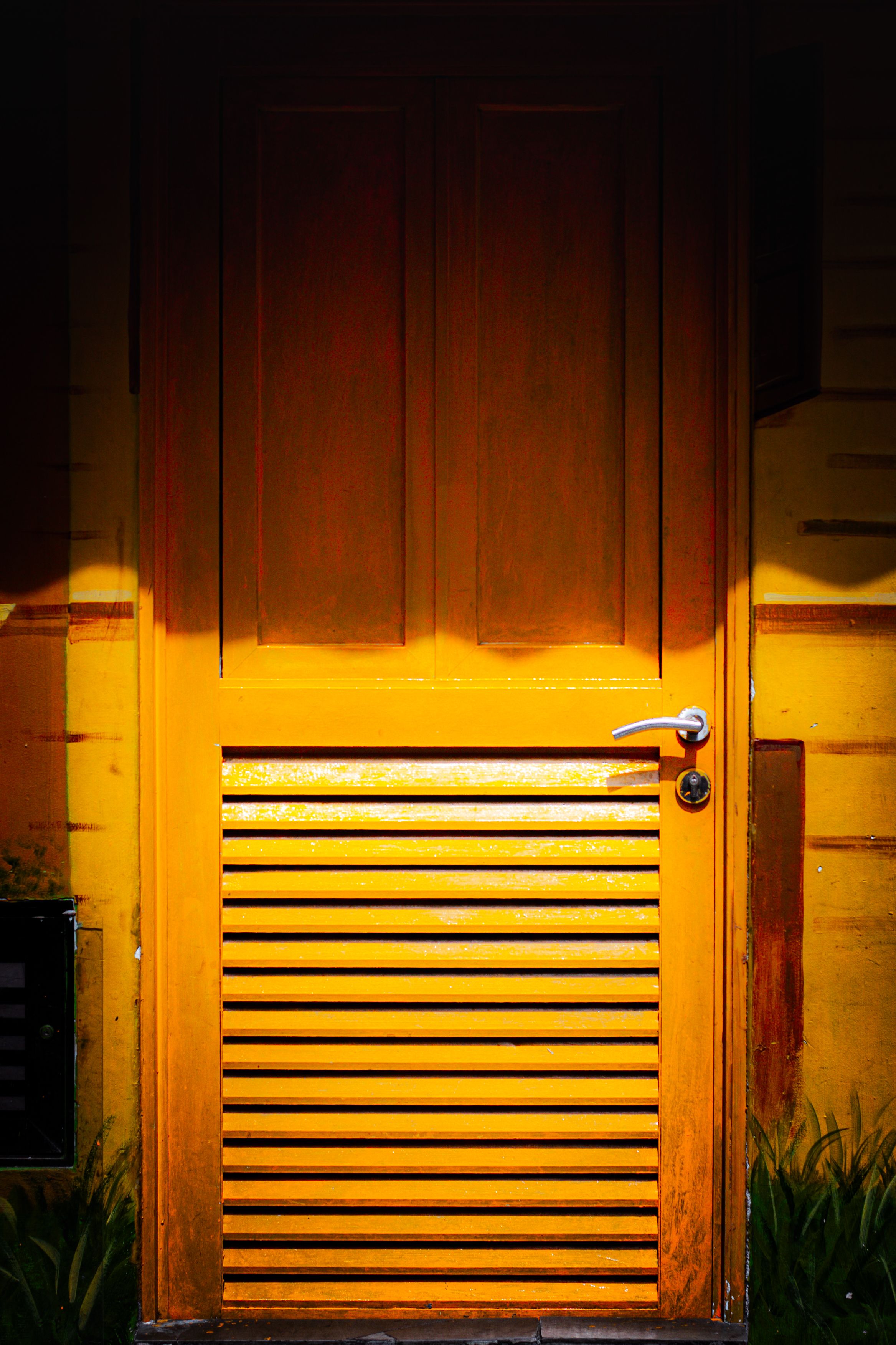How to Paint an Interior Door: Step-by-Step Guide