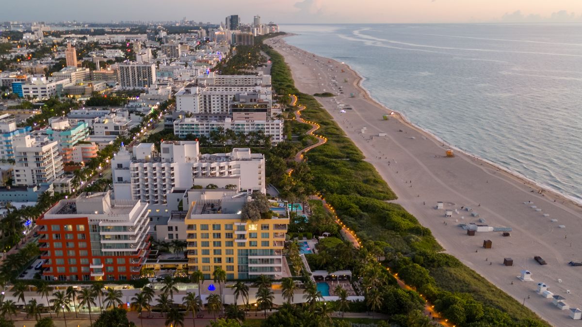 Miami, FL Contest Alerts Near Me: Where to Find Legit Deals