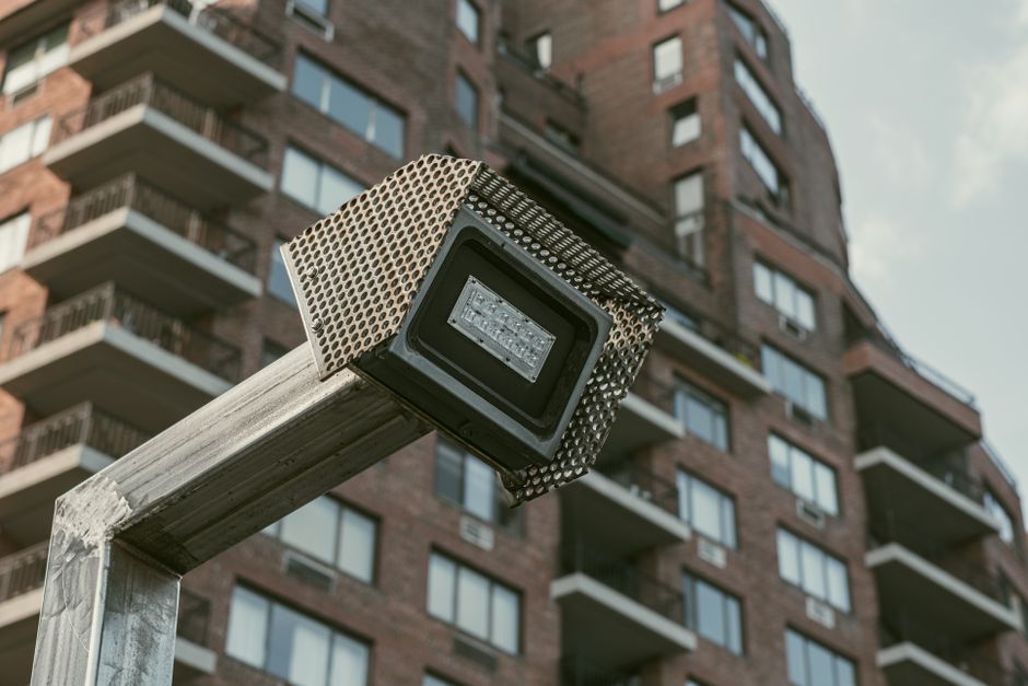 Kleurrijke LED-verlichting voor duurzame buitenruimtes. Kleurrijke LED-verlichting voor duurzame buitenruimtes.