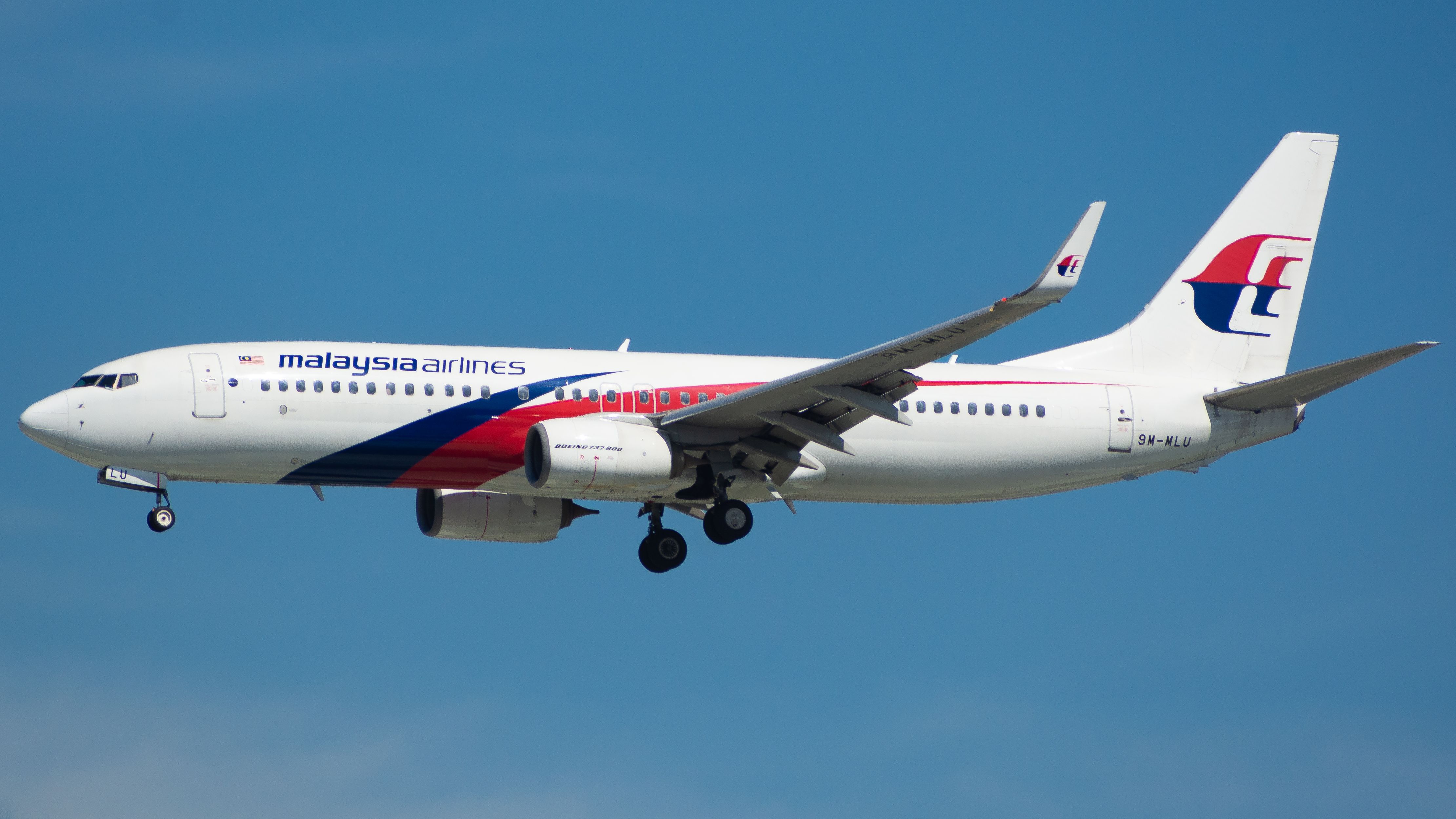 NASA’s 737 Reveals New Paint