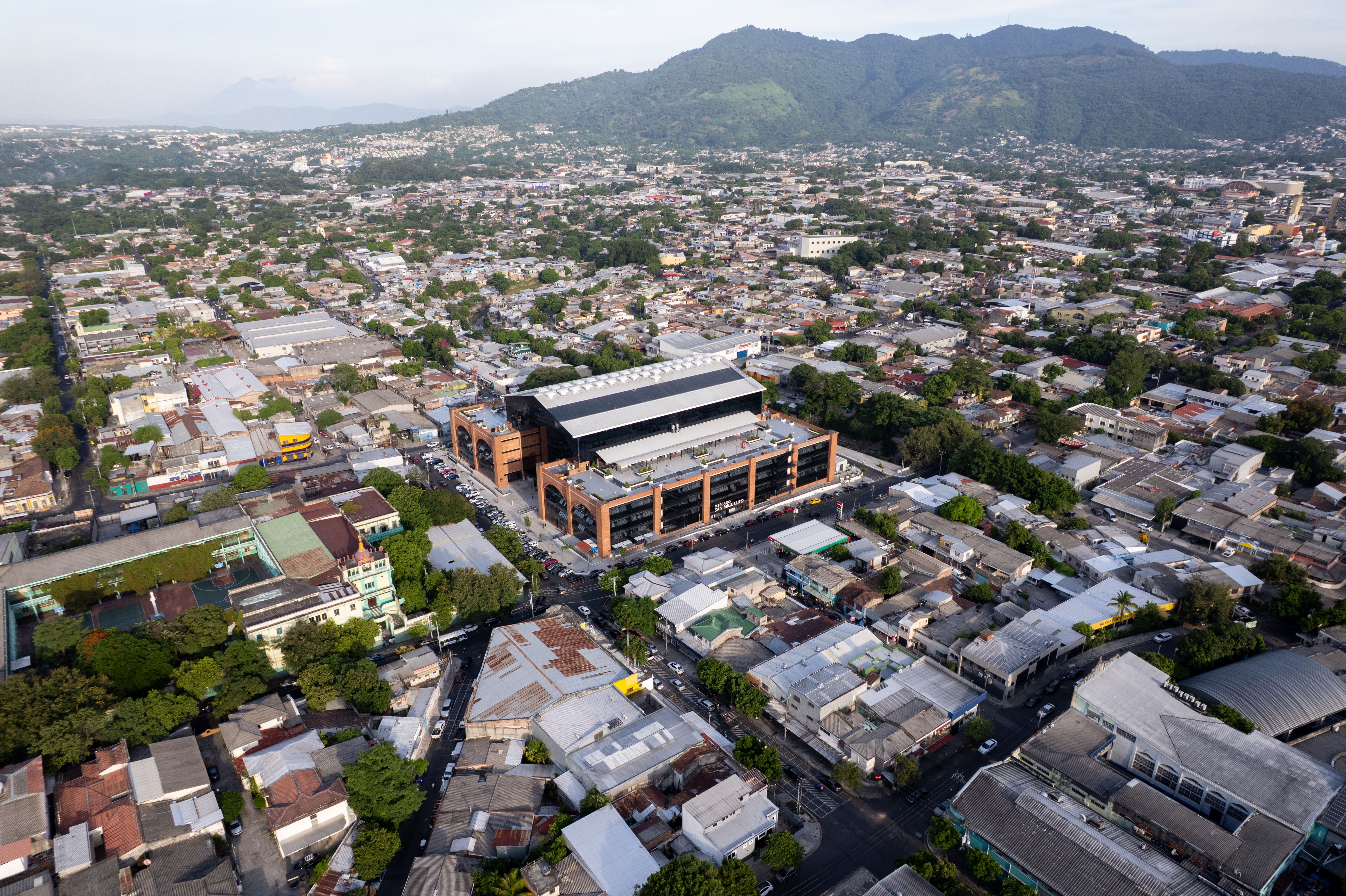 Cinema ESG: Feira do Empreendedor 2026 exibe documentário maranhense Mar de Lixo