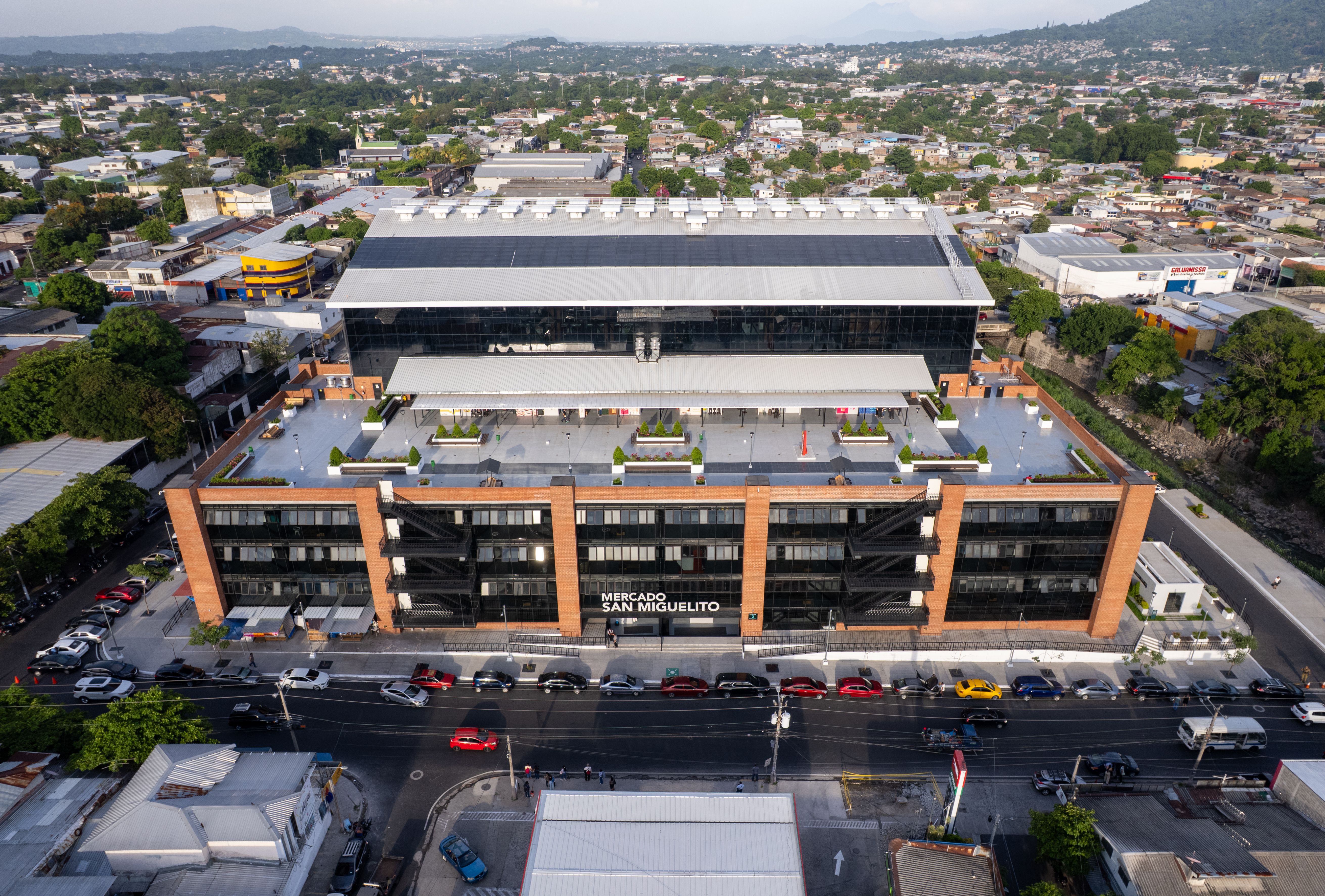 Benchmark lifts Palo Alto Networks price target to $400 on AI security focus