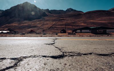 Động đất mạnh 6,7 độ làm 2 người bị thương ở dãy Andes phía nam Peru