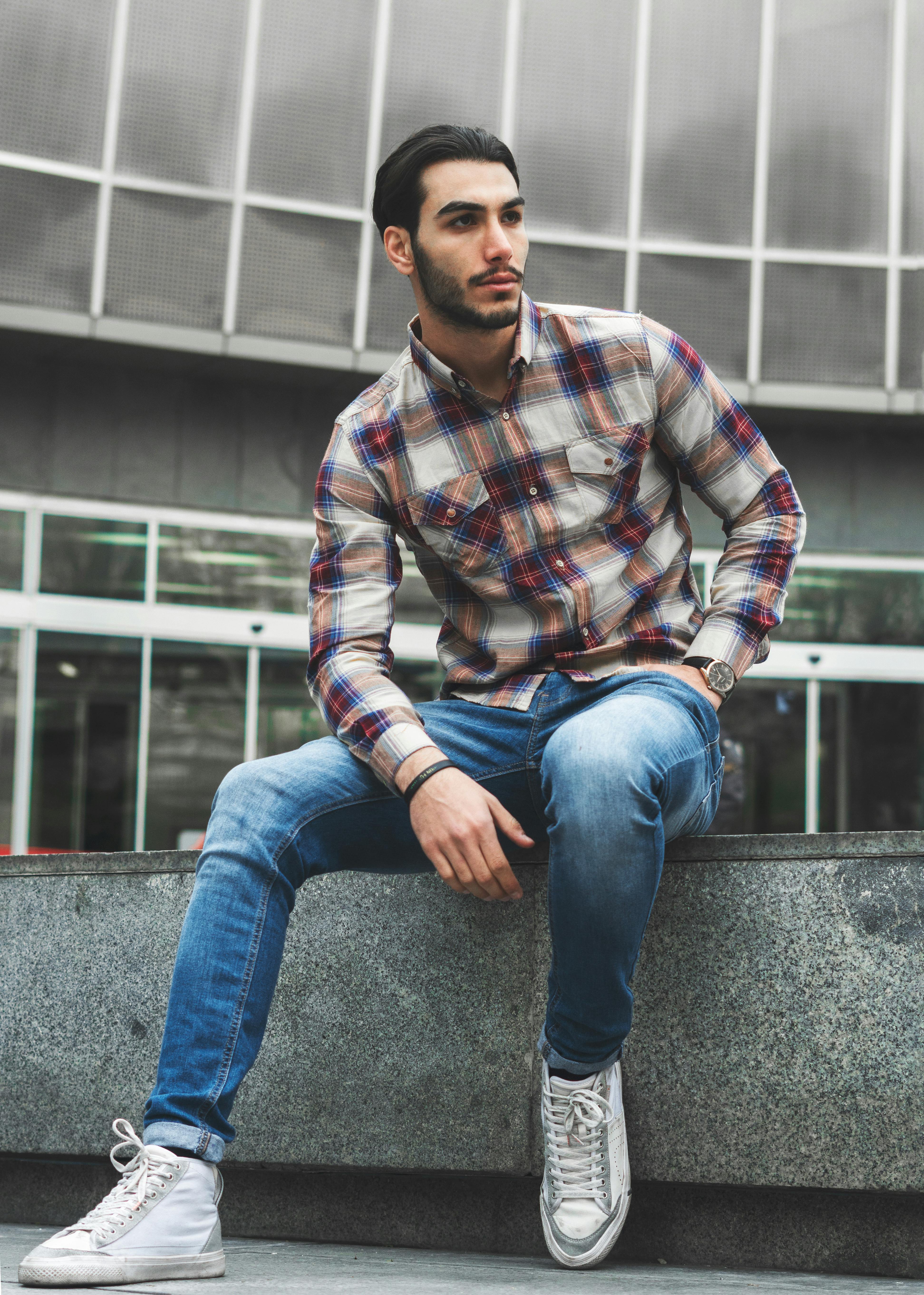 Style Tips for College Men: 11 Practical Tips to Look Better | Red checked  shirt, Black jeans outfit, Mens outfits