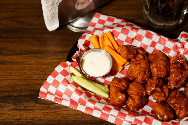 Buffalo Wings Platter (10 pcs) from PIZZA & STEAK MASTER in Philadelphia
