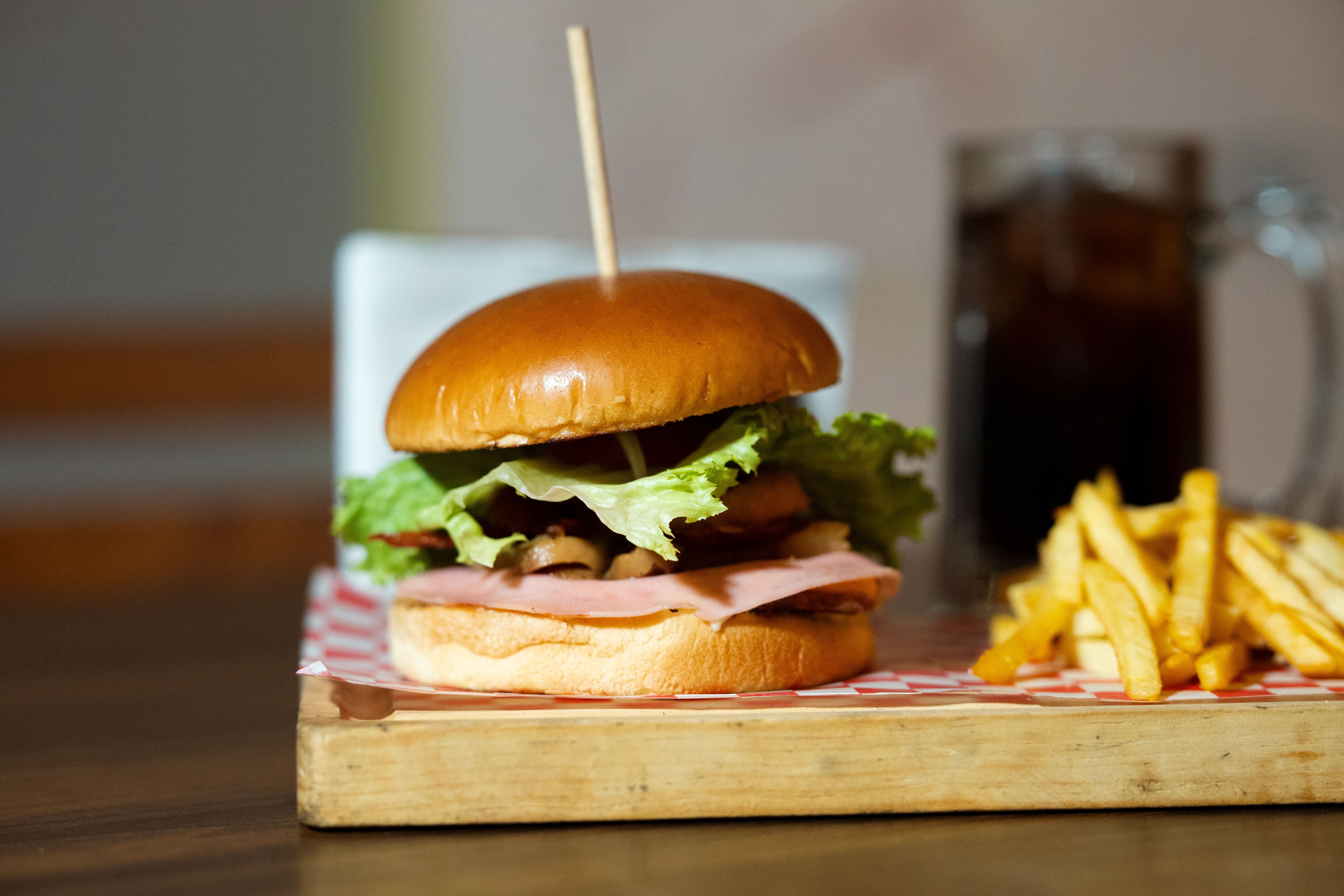 National Chains Launch Aggressive Discount Wave to Win Back Budget Conscious Diners