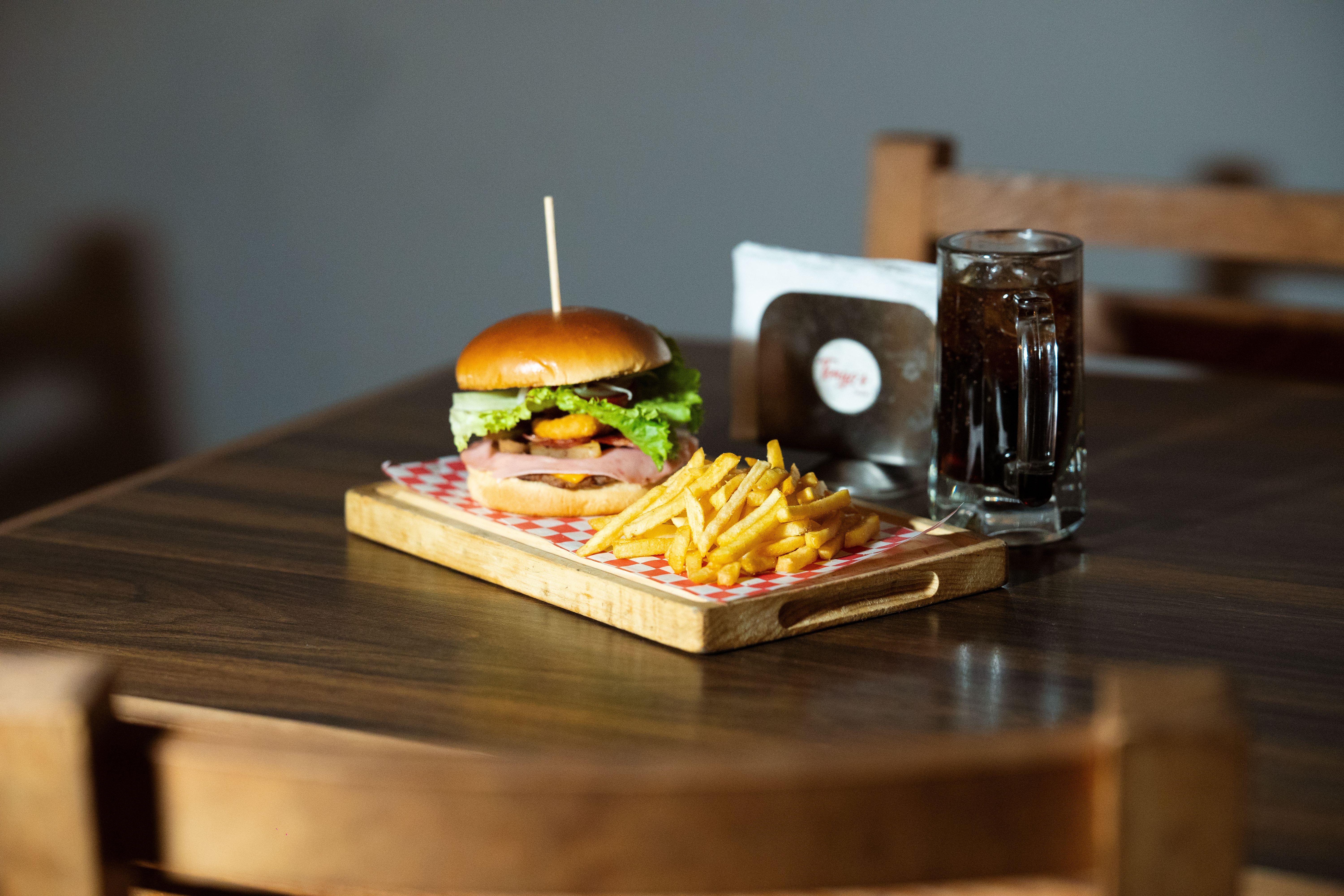 Cheeseburger combo by Mike C on Pexels