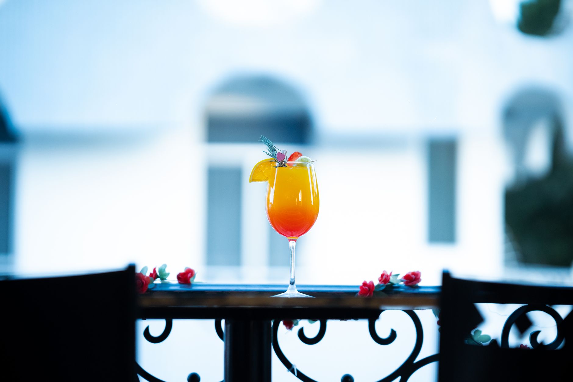 Cosa comprare per preparare il balcone a un aperitivo estivo