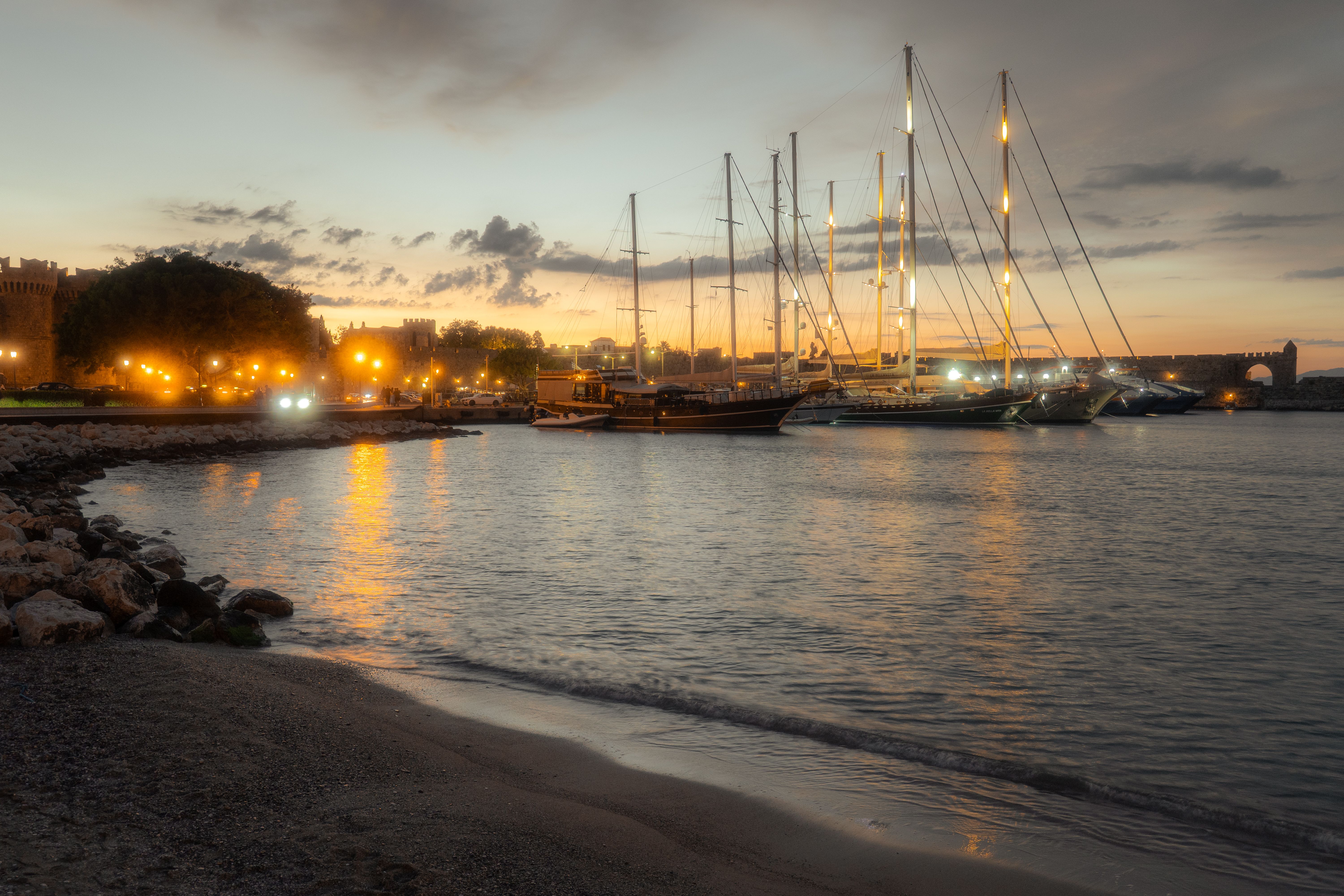 Scène de vie quotidienne, à l’image d’un jour ordinaire à rhodes.