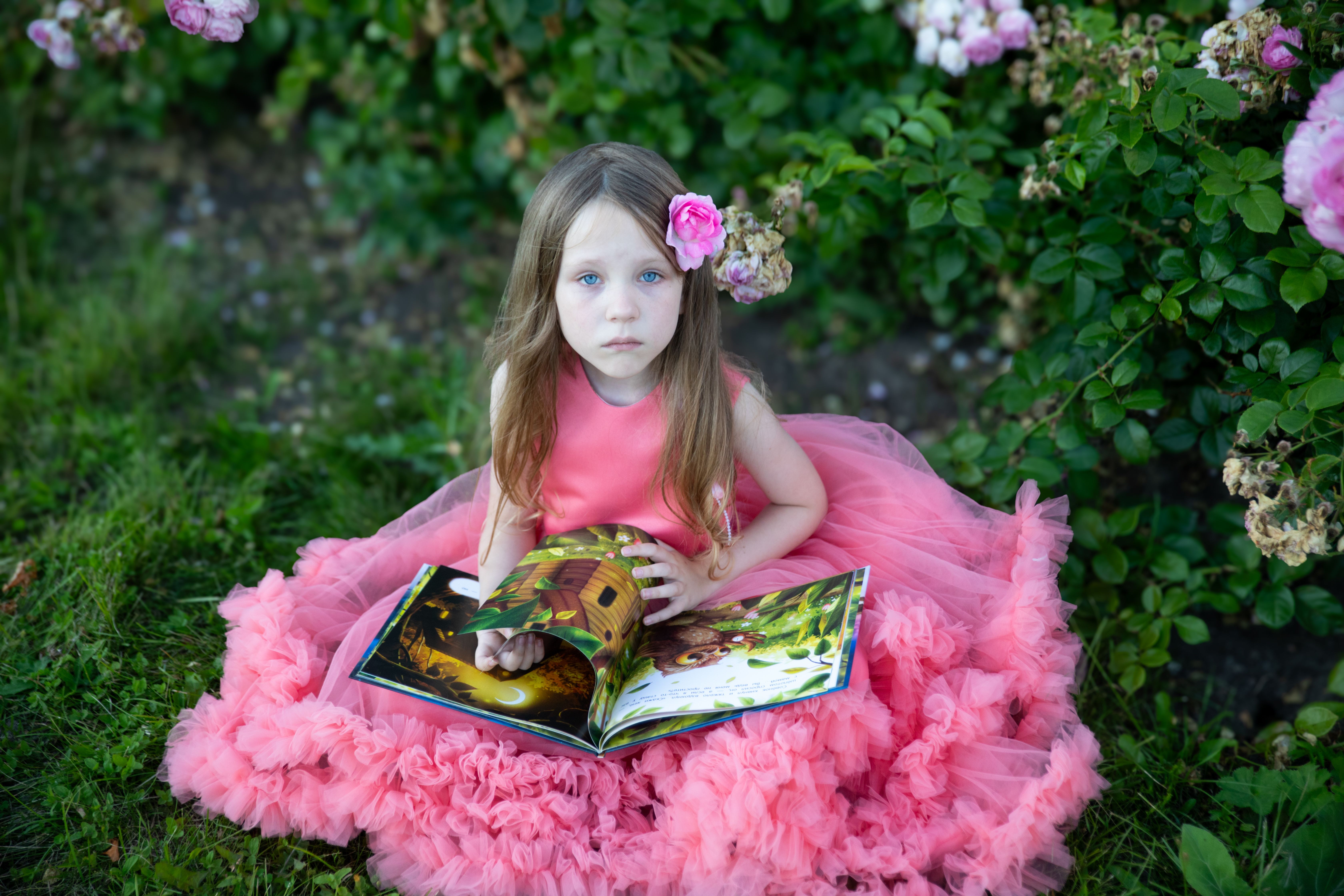 The Spectator Announces Young Readers Garden Drinks Party for September 3