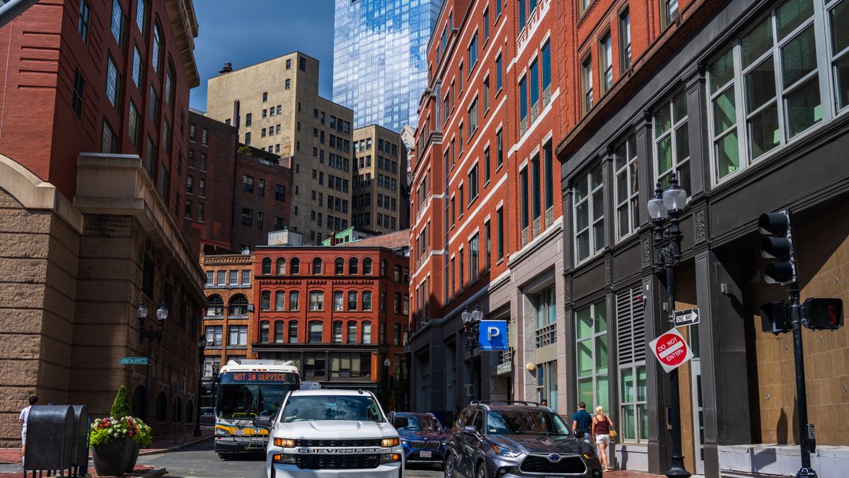 Top Boston, MA Grocery Giveaways With No Purchase Necessary: Safe Entry Guide