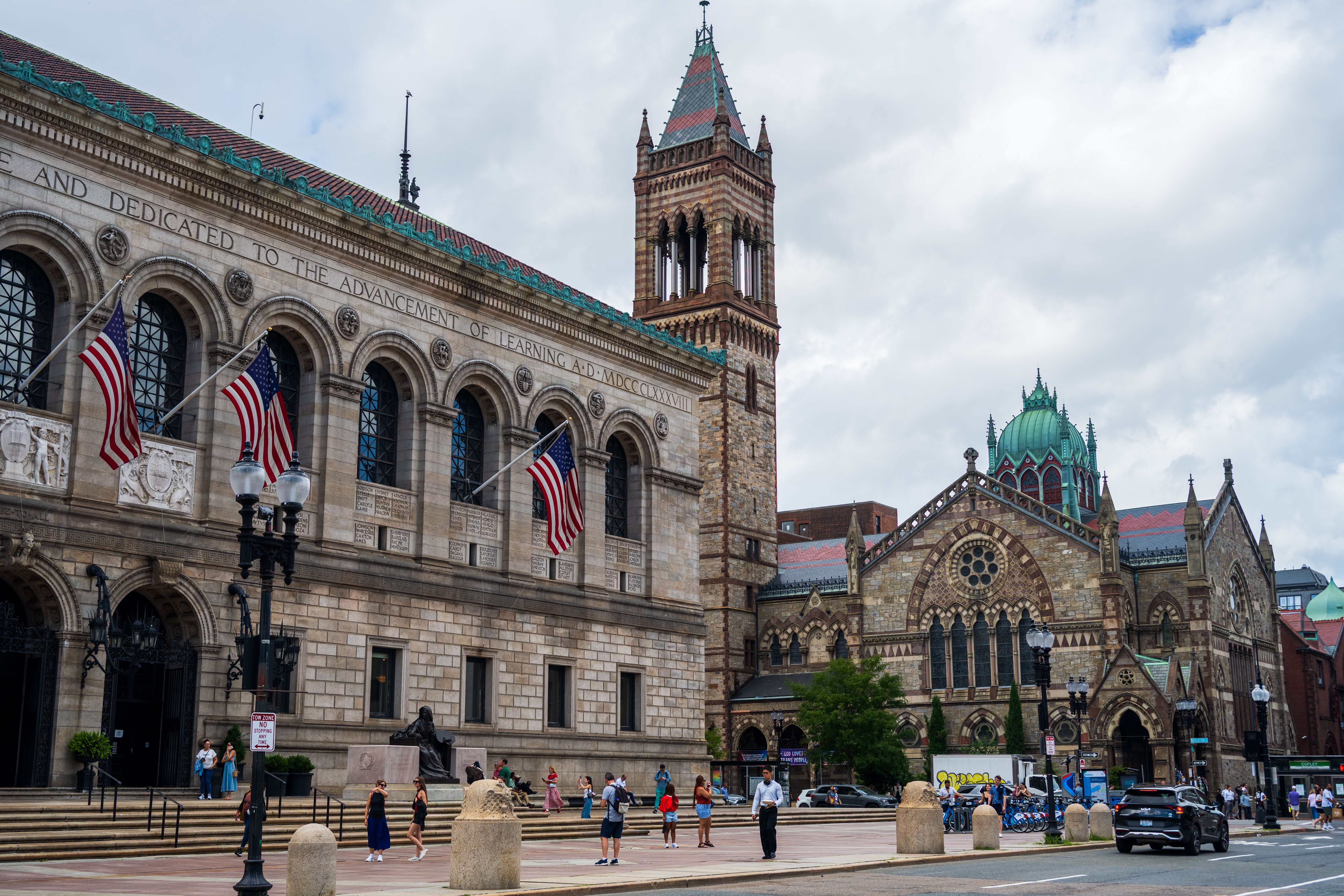 Top Boston, MA Holiday Giveaways With No Purchase Necessary: Safe Entry Guide
