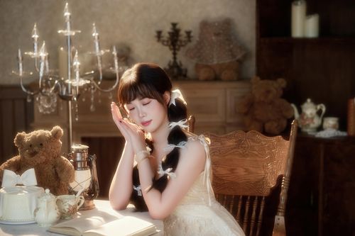 Free A serene indoor vintage scene featuring a woman surrounded by teddy bears and classic decor. Stock Photo