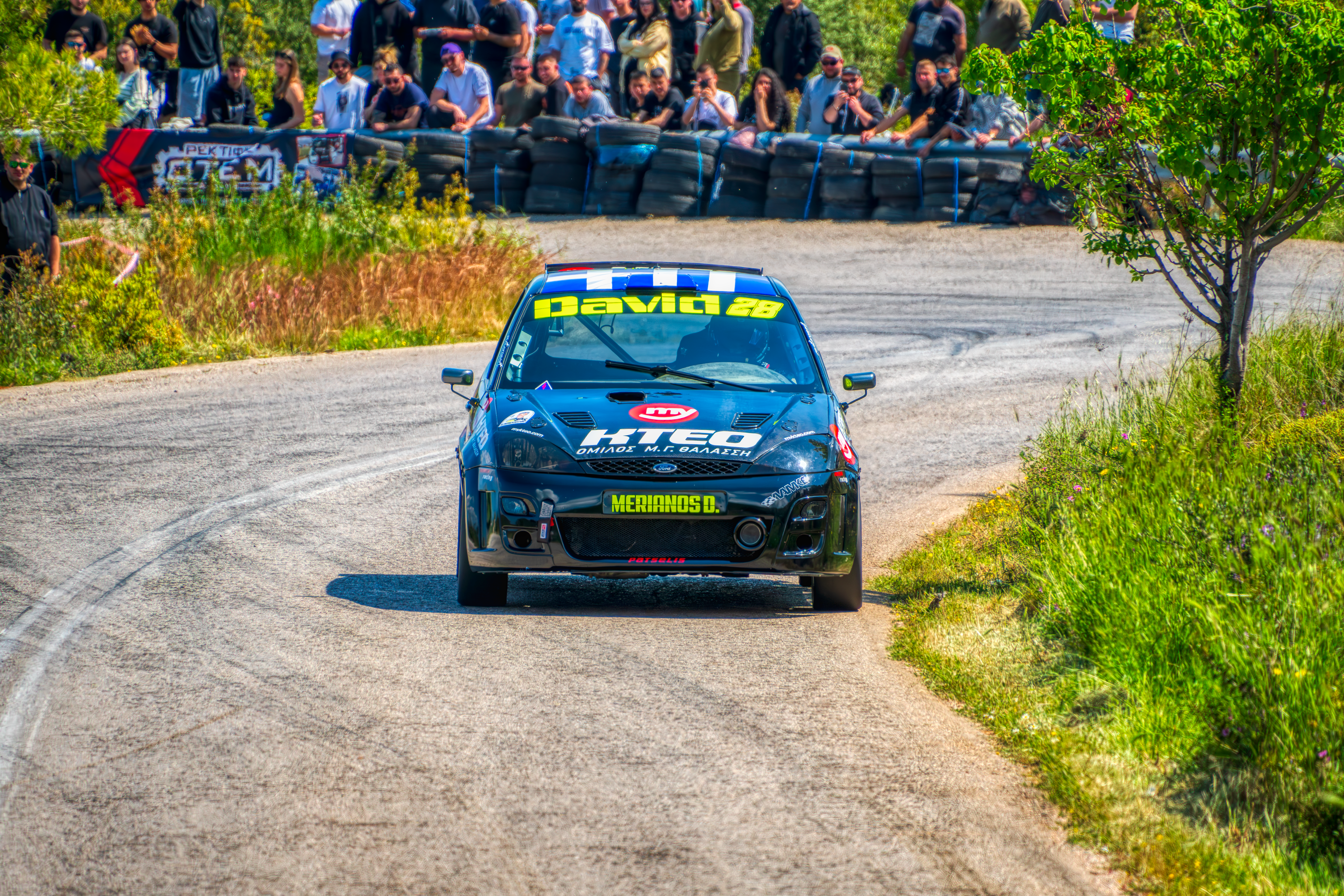 Andy Green Sets Speed Record in Hydrogen-Powered Car