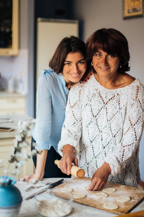 Free Mother And Daughter Smiling Stock Photo