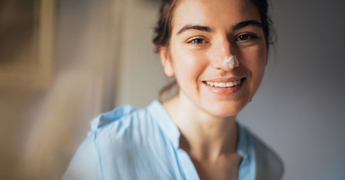 Tôi chống lại routine skincare 12 bước — Đây là cách đơn giản giữ da sạch cả năm