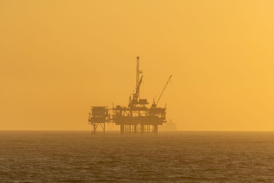 Brent Oil Holds Above $90 as PSP Swiss Property Reports Strong Half-Year