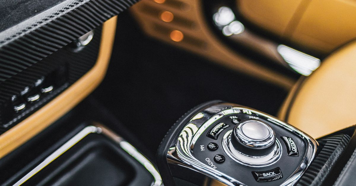 Kreatives Bild zu Black And Brown Car Interior · Free Stock Photo Black And Brown Car Interior · Free Stock Photo Bildidee