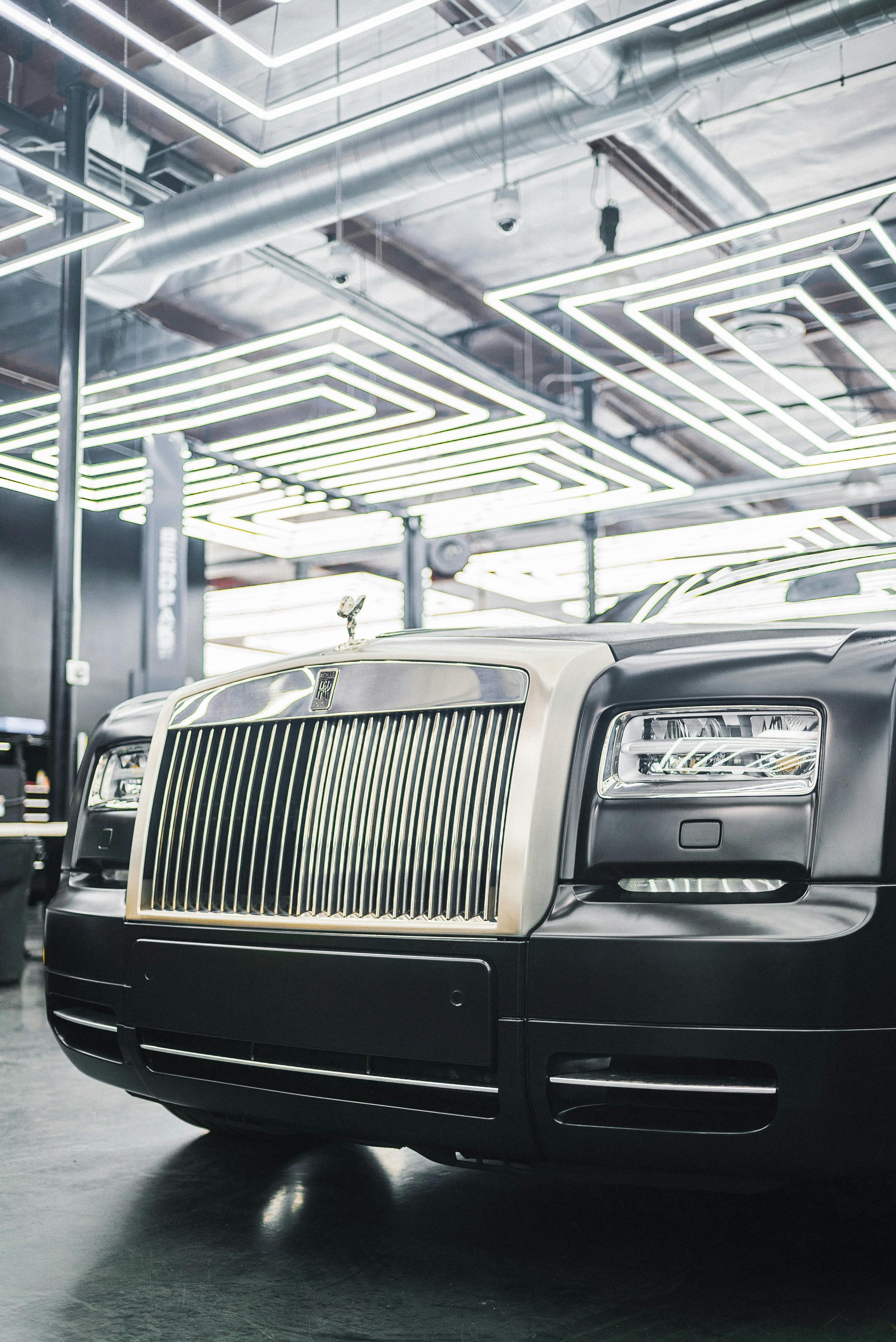 Rolls Royce Phantom Logo, rolls royce phantom, rolls royce, emblem, car,  luxary car, HD phone wallpaper | Peakpx
