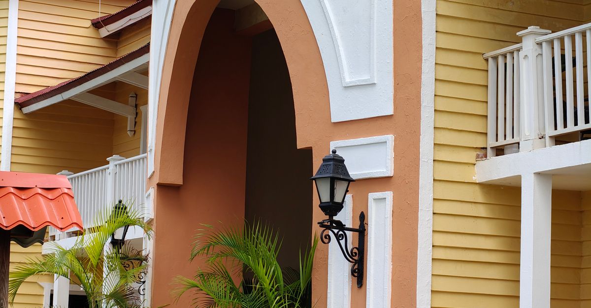Dominica y la RSE hotelera como motor para la conservación de manglares y biodiversidad Dominica y la RSE hotelera como motor para la conservación de manglares y biodiversidad