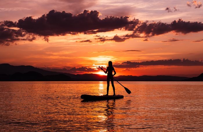 Solo paddleboarder