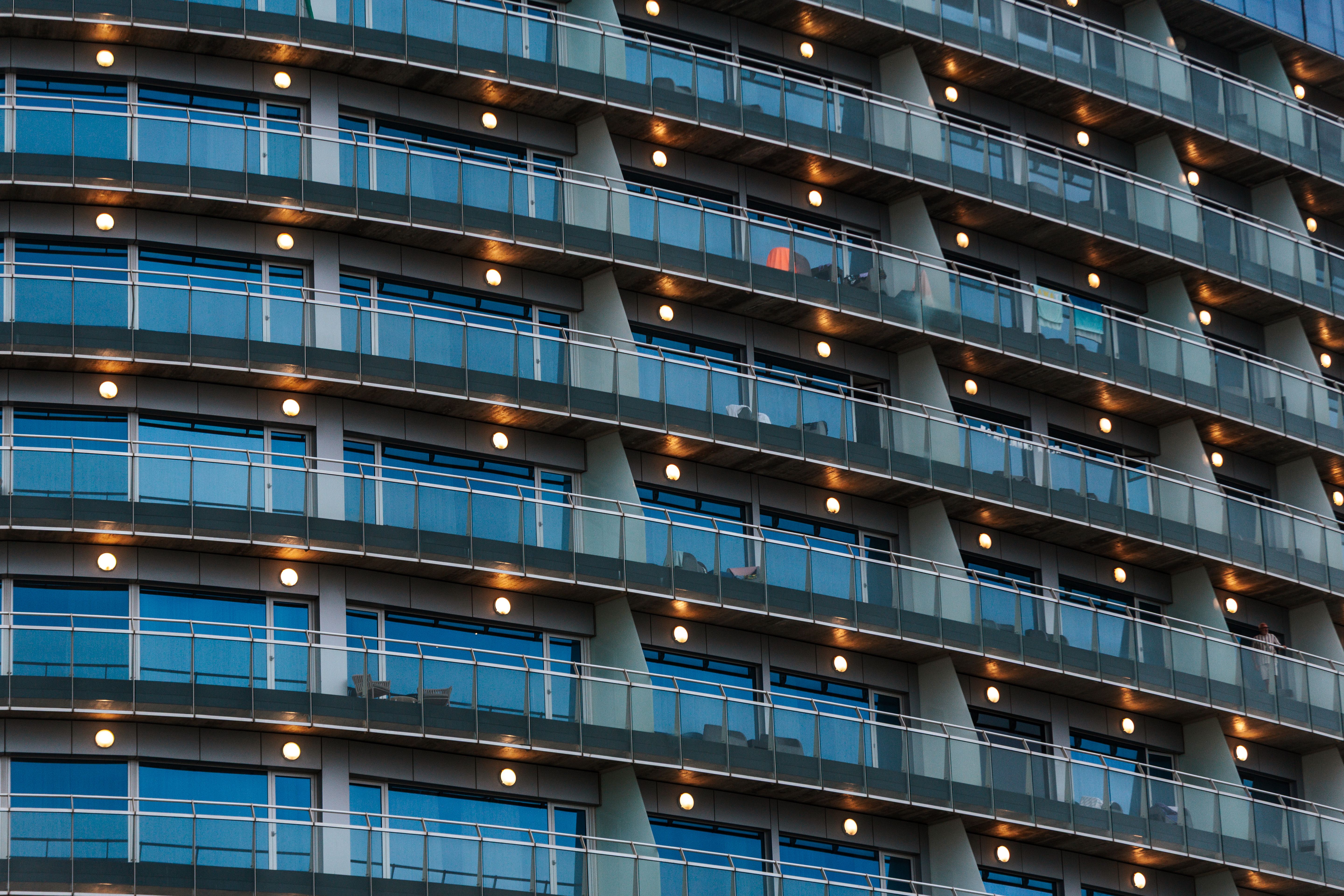 Balcony of a Toronto condo, the segment that held up best in the City of Toronto in November 2025