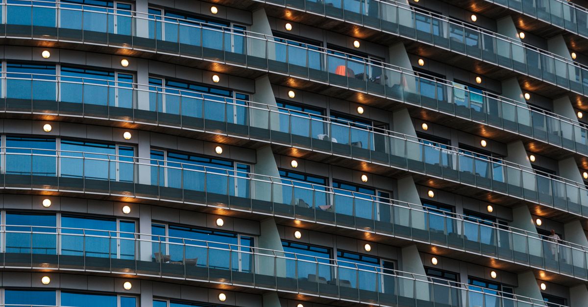 Balcony of a Toronto condo, the segment that held up best in the City of Toronto in November 2025