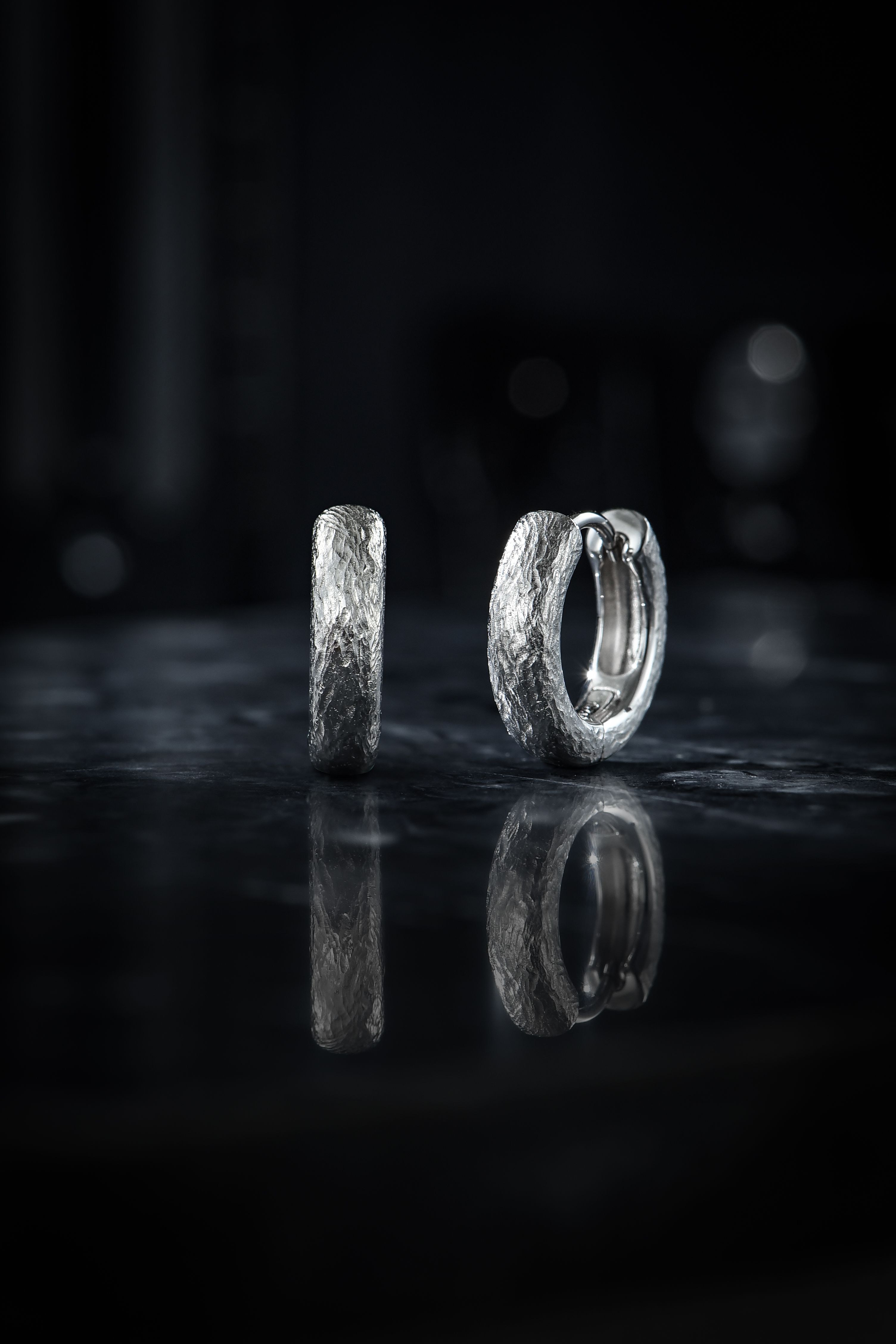 LUOTEEMI 925 Sterling Silver Hoop Earrings