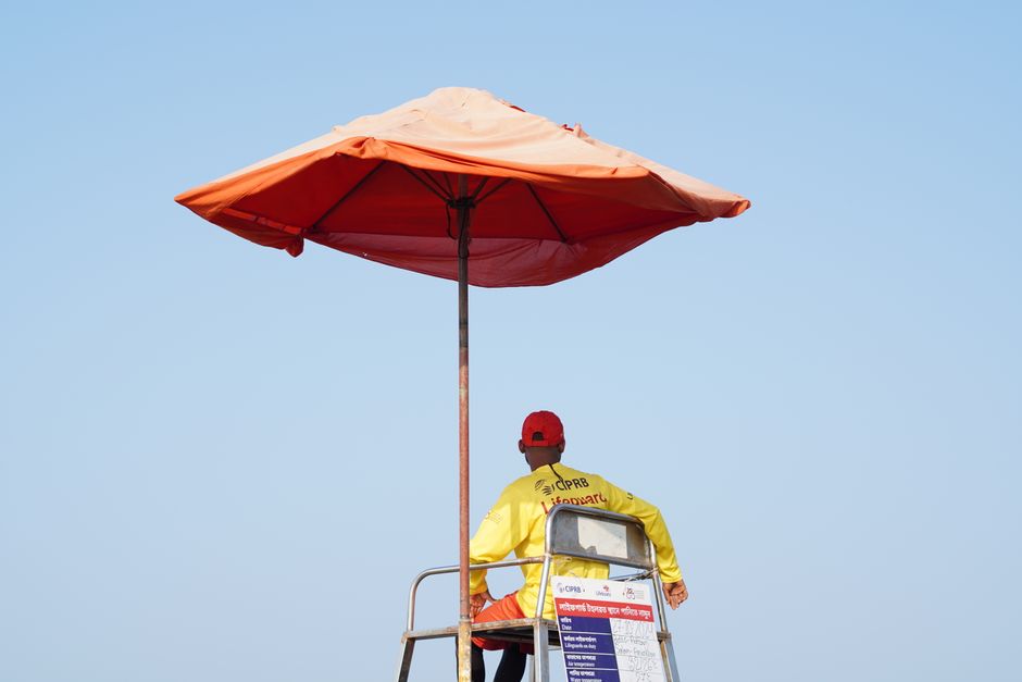 India Meteorological Department Issues Red Alert for Heavy Rainfall in Delhi