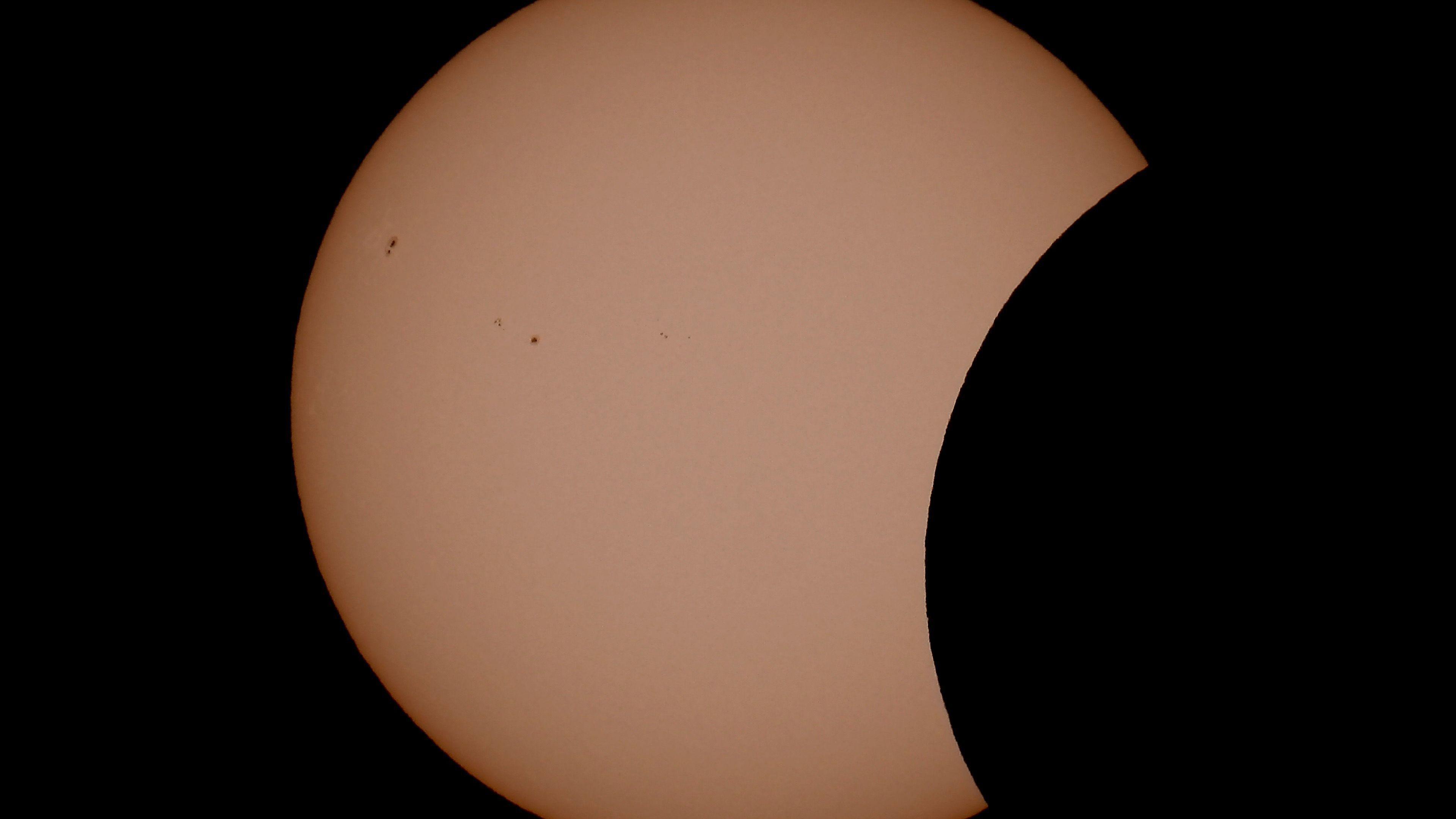 Total Solar Eclipse 2026 Draws Millions Across Europe
