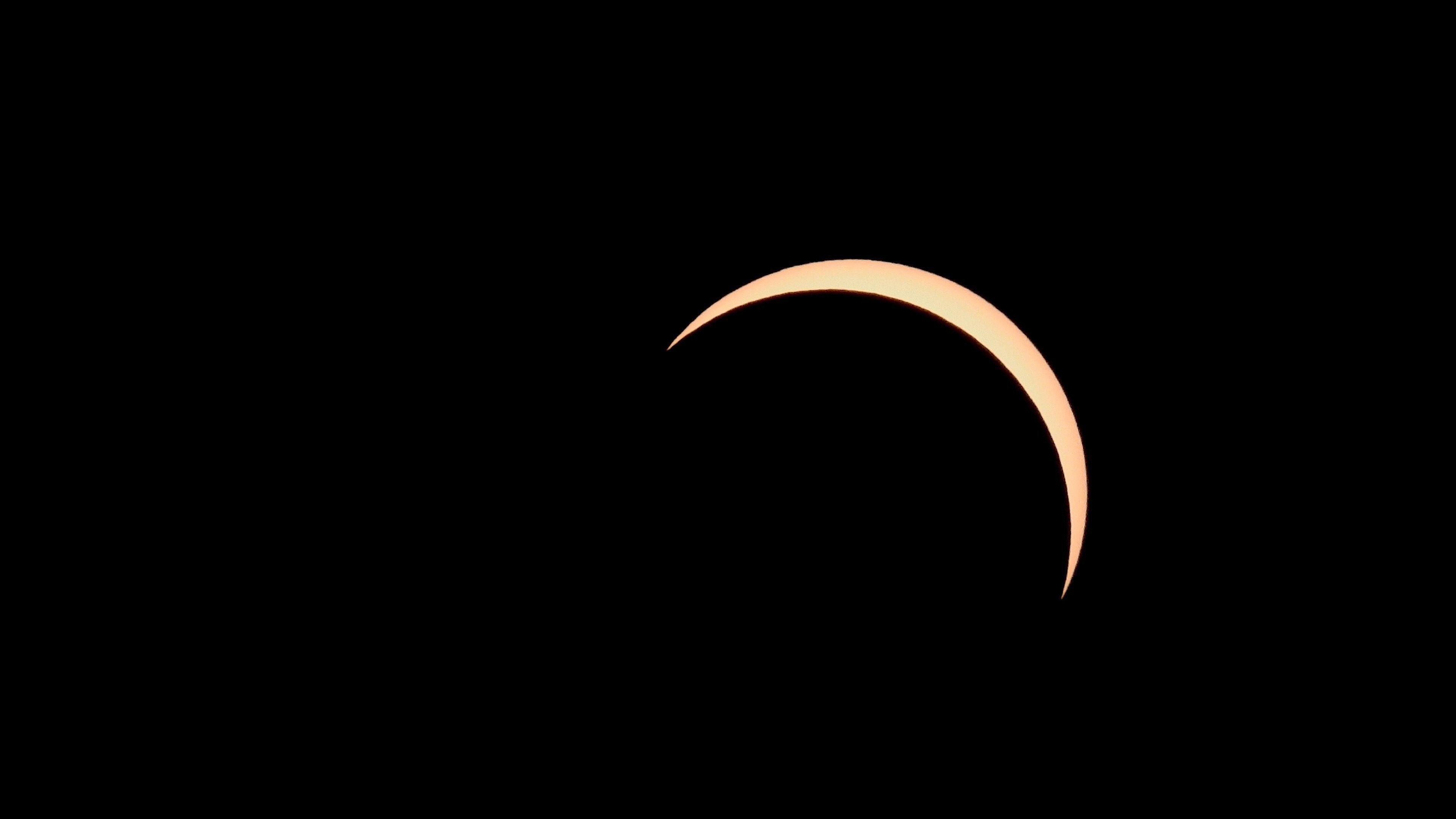 State Hands Out Glasses as Eclipse Draws Crowds