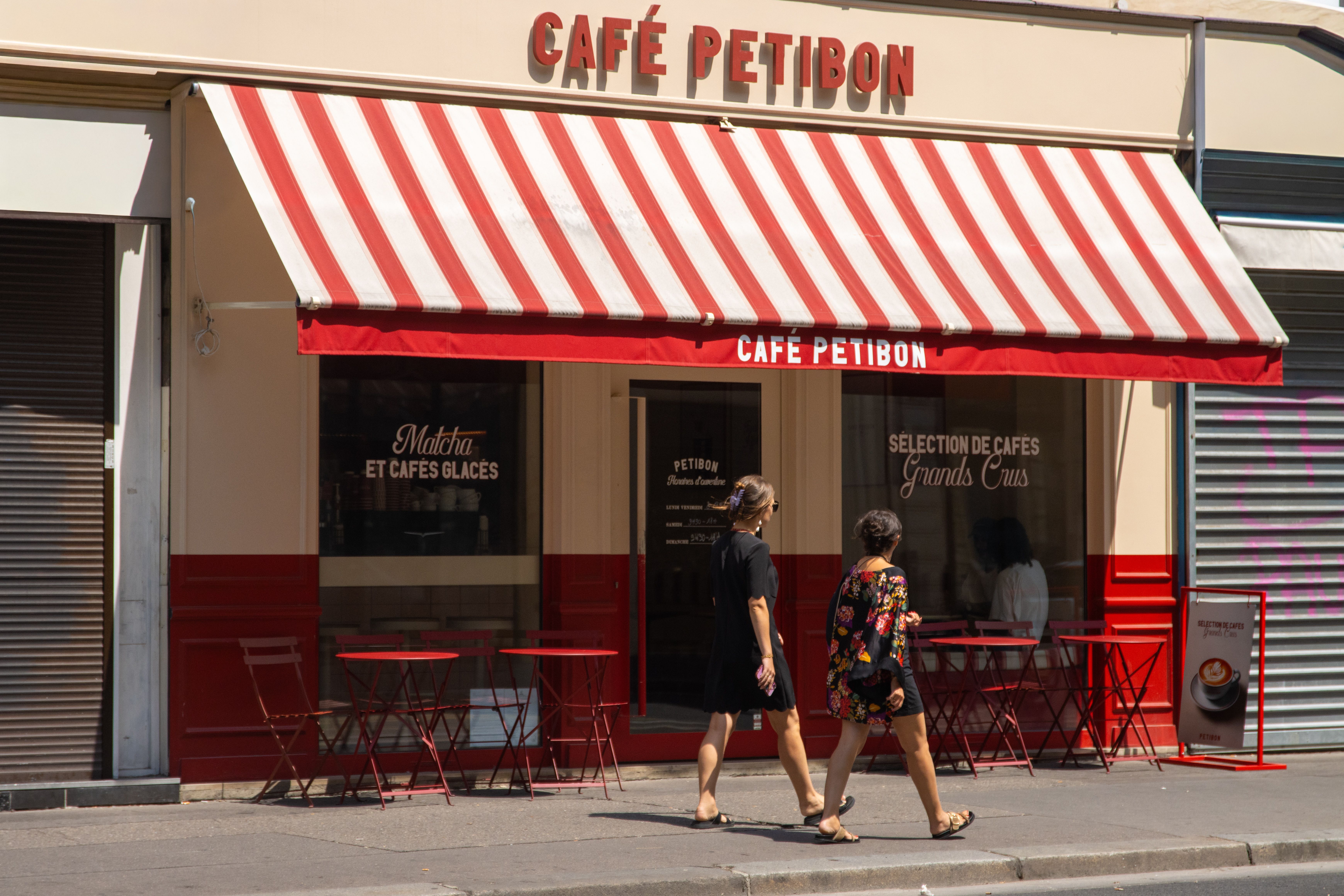 Scène de rue, à l’image du quotidien à paris.