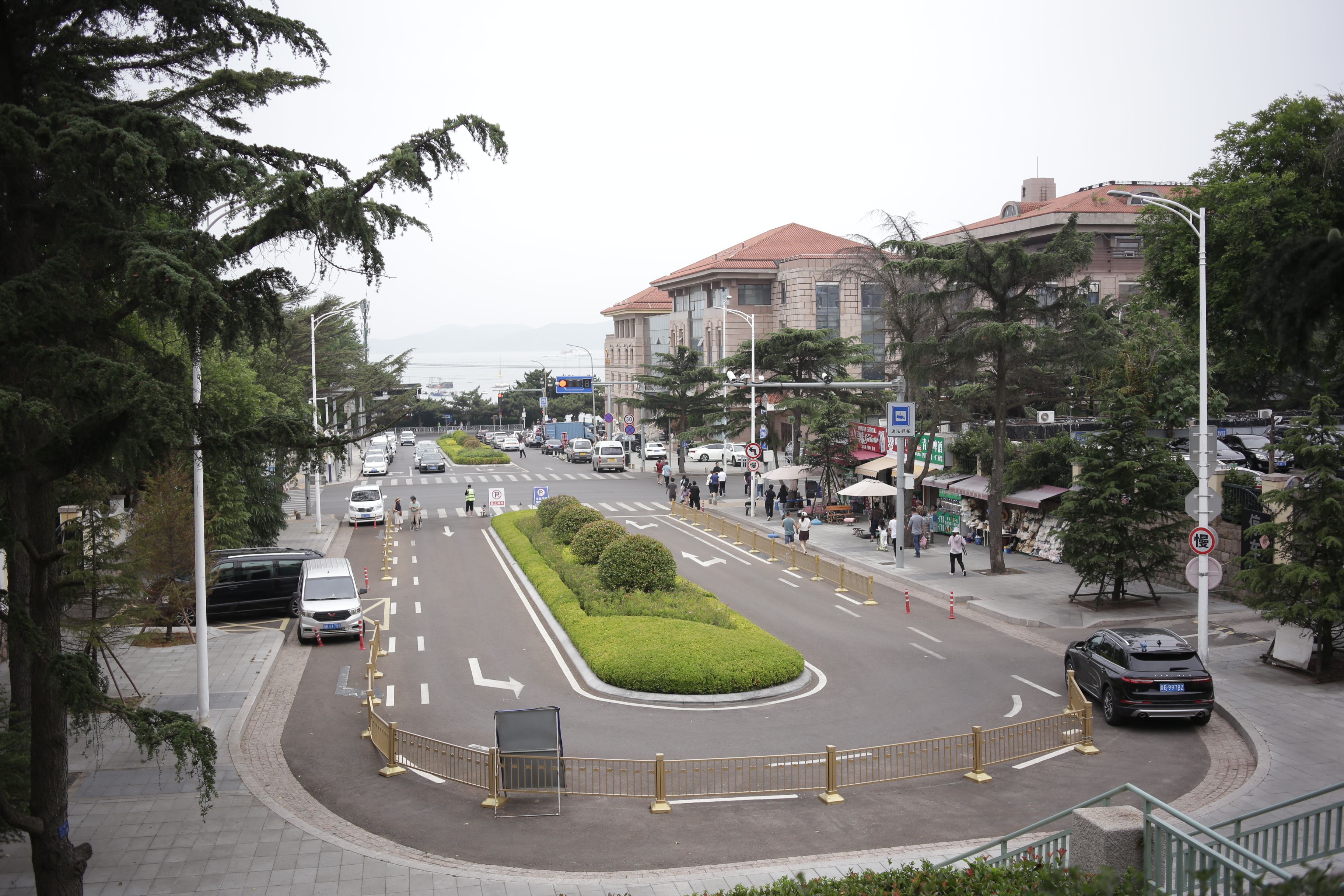 Qingdao — Street, Qingdao