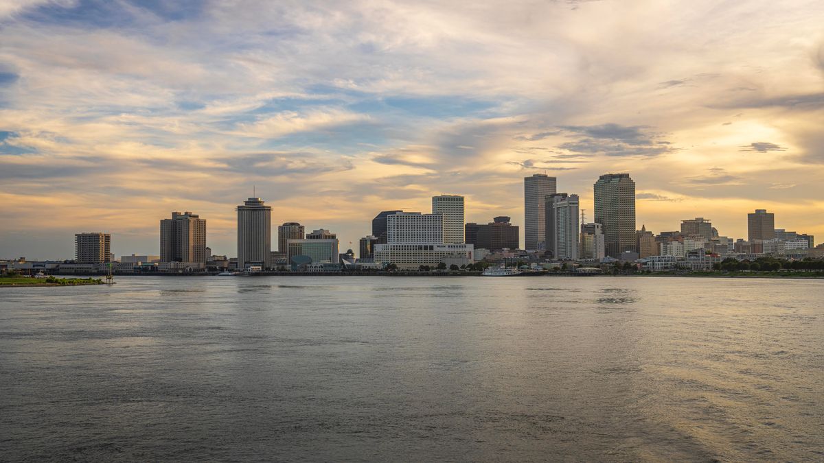 New Orleans, LA Back-To-School Giveaways Near Me: Where to Find Legit Deals