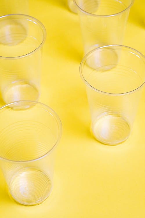 Безкоштовне стокове фото на тему «пластиковий, пластикові стакани, чашки»