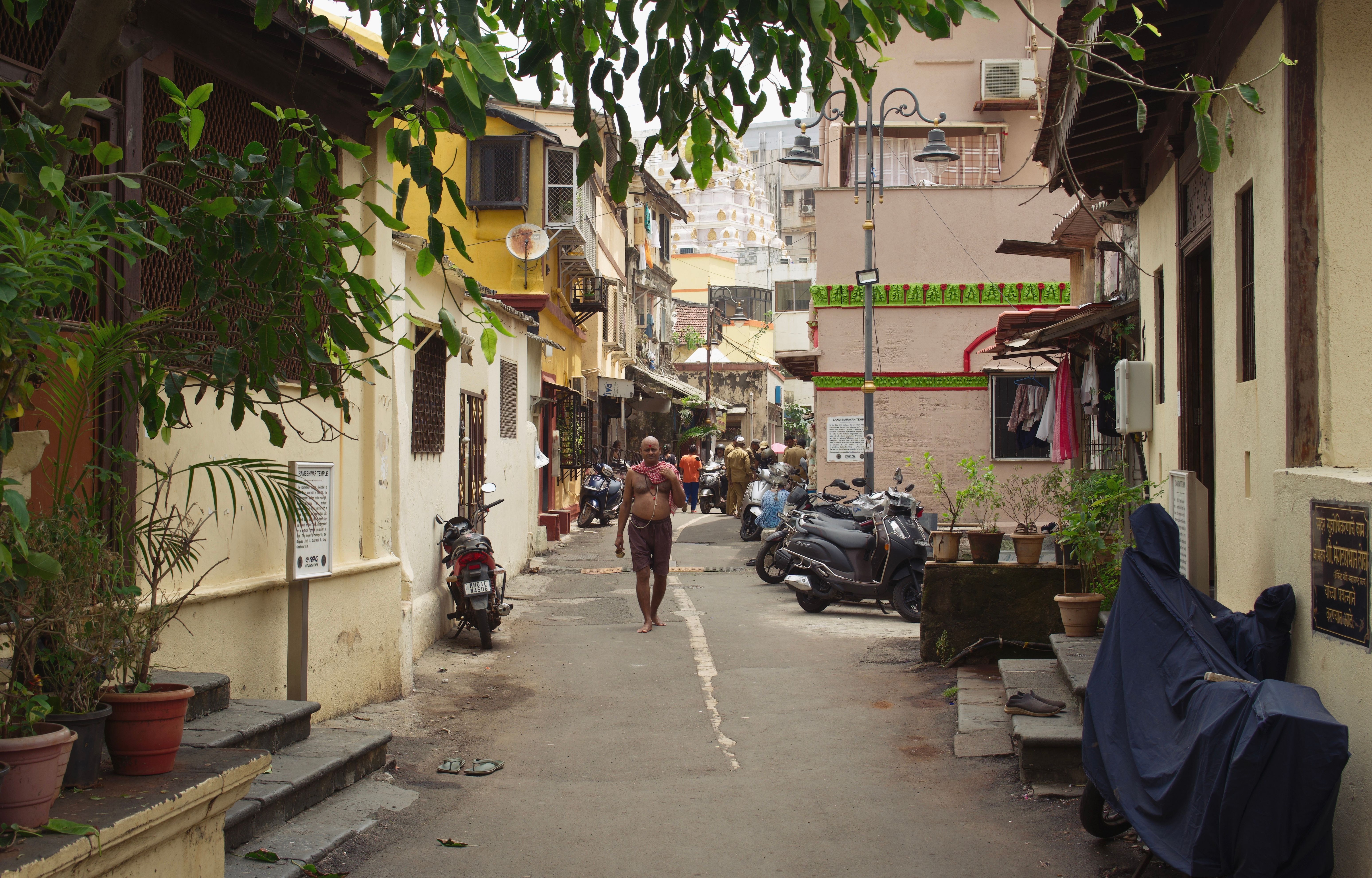 Mahim Dargah lane and the halwa shops