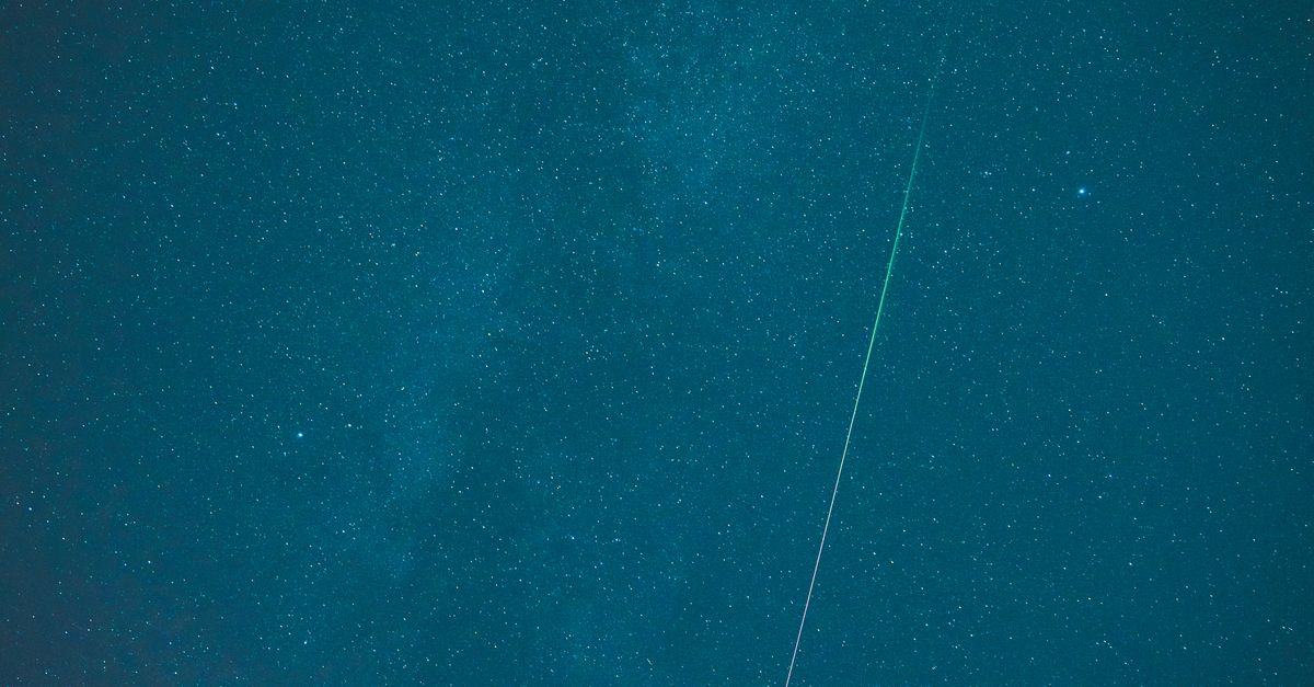 Guía para observar la lluvia de meteoros dracónidas 2026 desde casa sin complicaciones Guía para observar la lluvia de meteoros dracónidas 2026 desde casa sin complicaciones