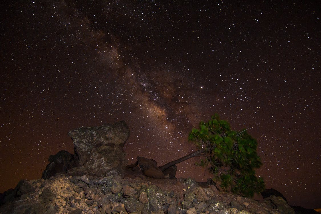 astronomi, galaksi, gece içeren Ücretsiz stok fotoğraf